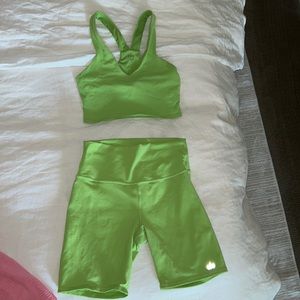 Alo yoga 7” bike short (m) and bra crop (s)